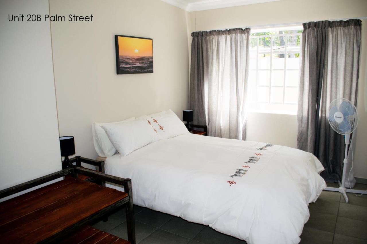 Апартаменты Bateleur Self Catering Cc Виндхук Экстерьер фото